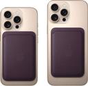 https://cdn.reebelo.com/pim/products/P-APPLEFINEWOVENWALLETWITHMAGSAFEFORIPHONE/DEE-image-3.jpg