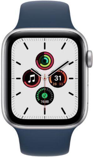 Apple Watch SE (2020) Aluminum 40mm in Silver in Pristine condition