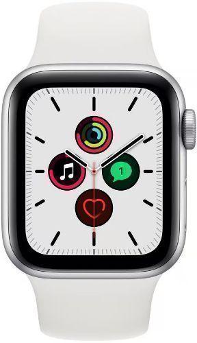 Apple Watch SE 1st Gen (2020) Aluminum 44mm in Silver in Excellent condition