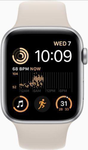 Apple Watch SE 2nd Gen (2022) (Cellular + GPS) - 32GB - 40mm - Silver Aluminum Case with Starlight Rubber Sport Band - Small/Medium Size