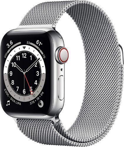 Apple Watch Series 4 Stainless Steel 44mm in Silver in Acceptable condition