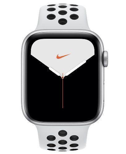 Apple Watch Series 5 Nike (Aluminum) 44mm in Silver in Premium condition