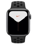 Apple Watch Series 5 Nike (Aluminum) 40mm in Space Grey in Excellent condition