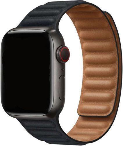 Apple Watch Series 7 (GPS) - 32GB - 45mm - Midnight Aluminum Case with Midnight Leather Leather Link Band