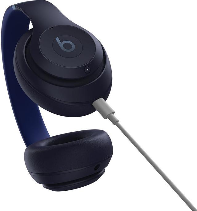 https://cdn.reebelo.com/pim/products/P-BEATSBYDREBEATSSTUDIOPROWIRELESSHEADPHONES/NVY-image-4.jpg