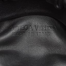 Bottega Veneta Calfskin The Chain Pouch Bag - Leather - Black