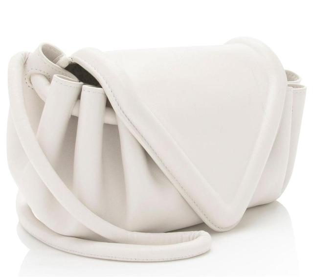 https://cdn.reebelo.com/pim/products/P-BOTTEGAVENETALAMBSKINBEAKCROSSBODY/WHI-image-1.jpg