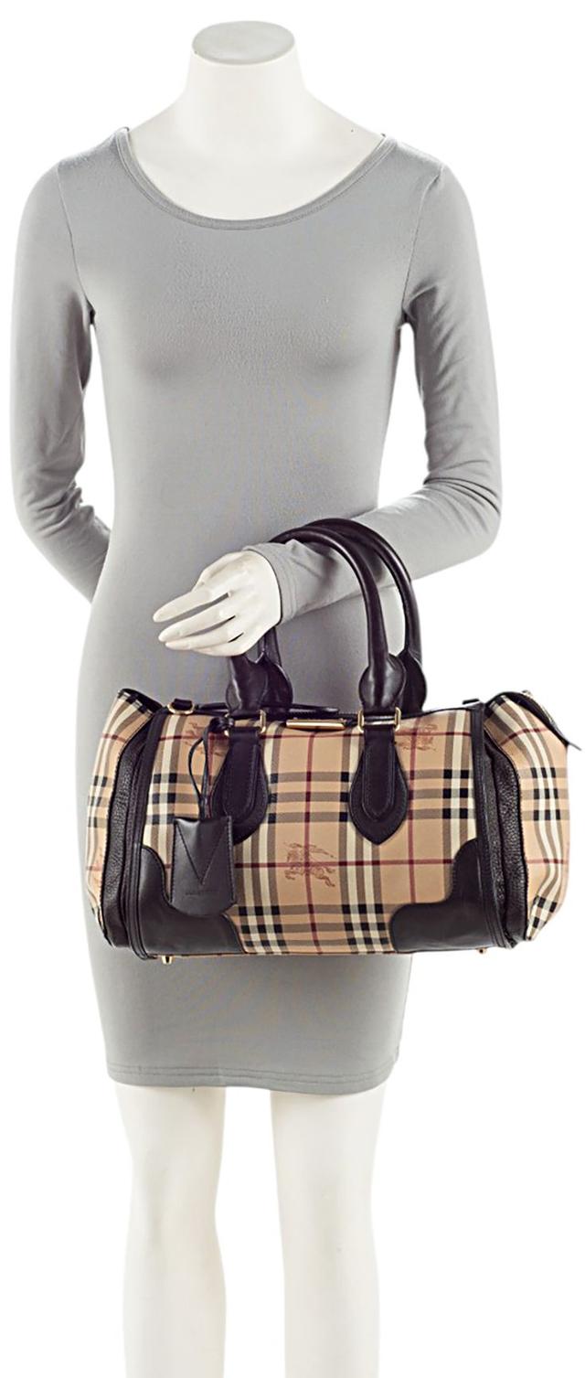 https://cdn.reebelo.com/pim/products/P-BURBERRYHAYMARKETCHECKGLADSTONESATCHEL/BEI-image-4.jpg