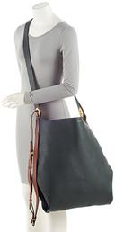https://cdn.reebelo.com/pim/products/P-BURBERRYLEATHERGROMMETHOBO/GRE-image-4.jpg