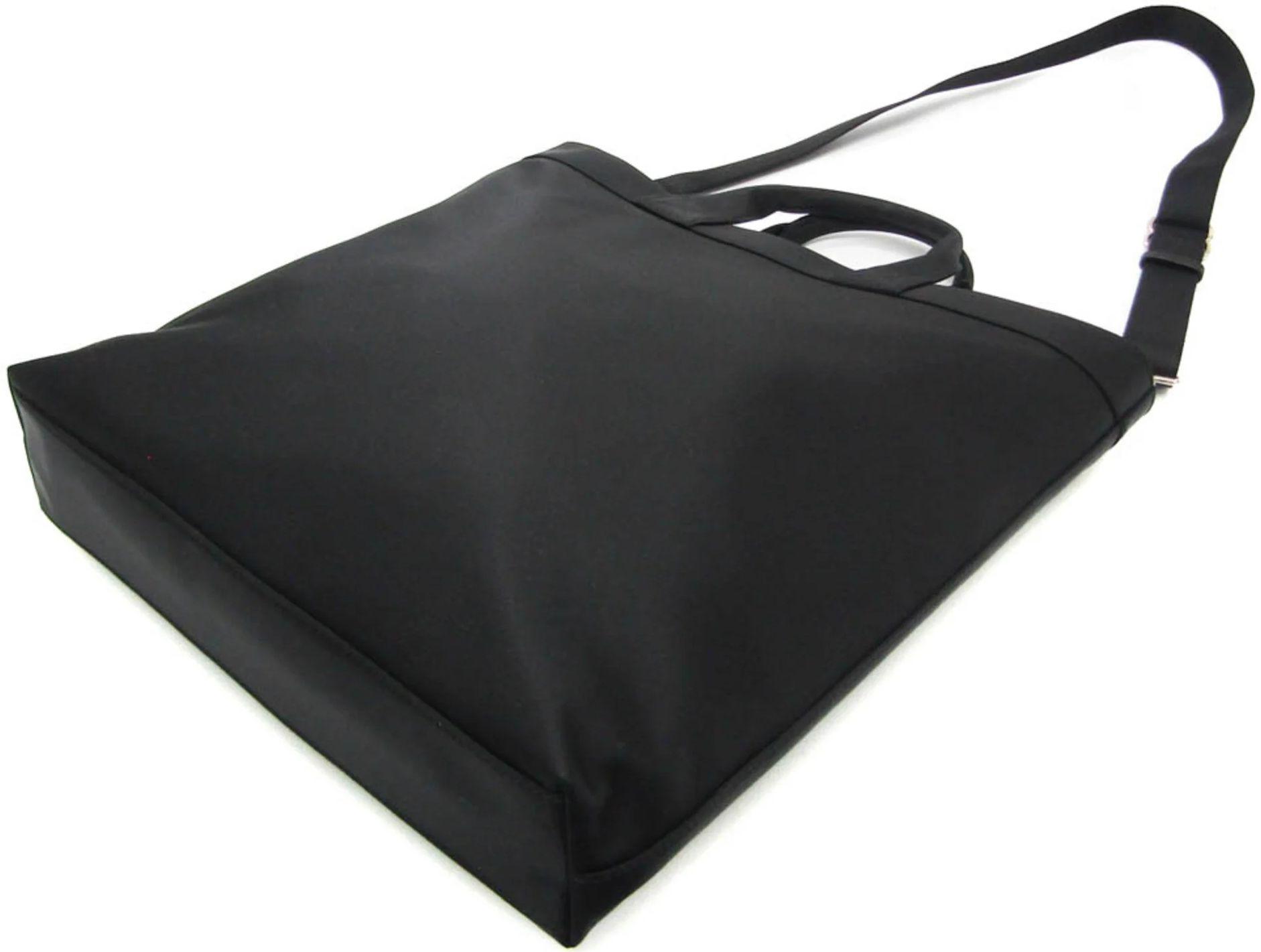 Burberry Leather Nylon Handbag Shoulder Bag - Nylon - Black