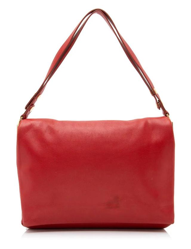 https://cdn.reebelo.com/pim/products/P-CELINECALFSKINBLADEFLAPBAG/RED-image-2.jpg