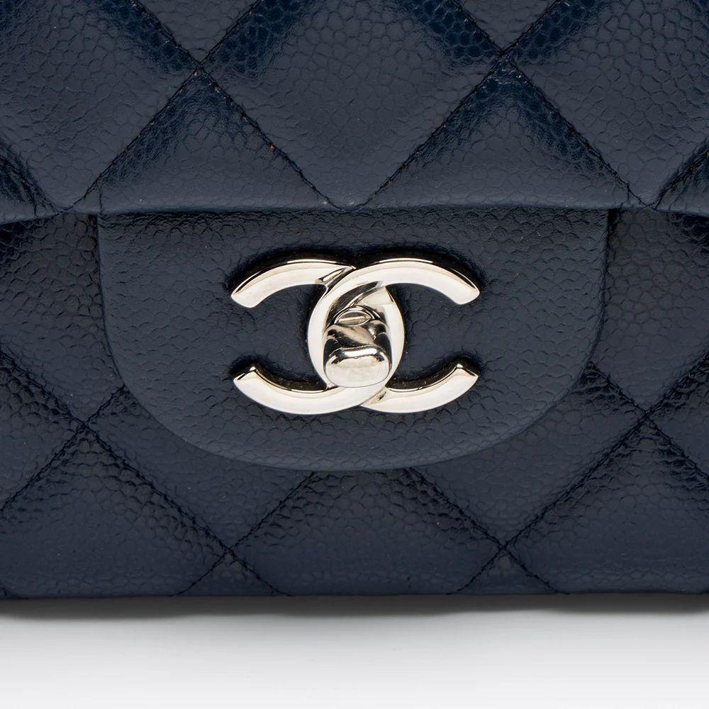 Chanel Caviar Leather Classic Jumbo Double Flap Bag - Leather - Blue