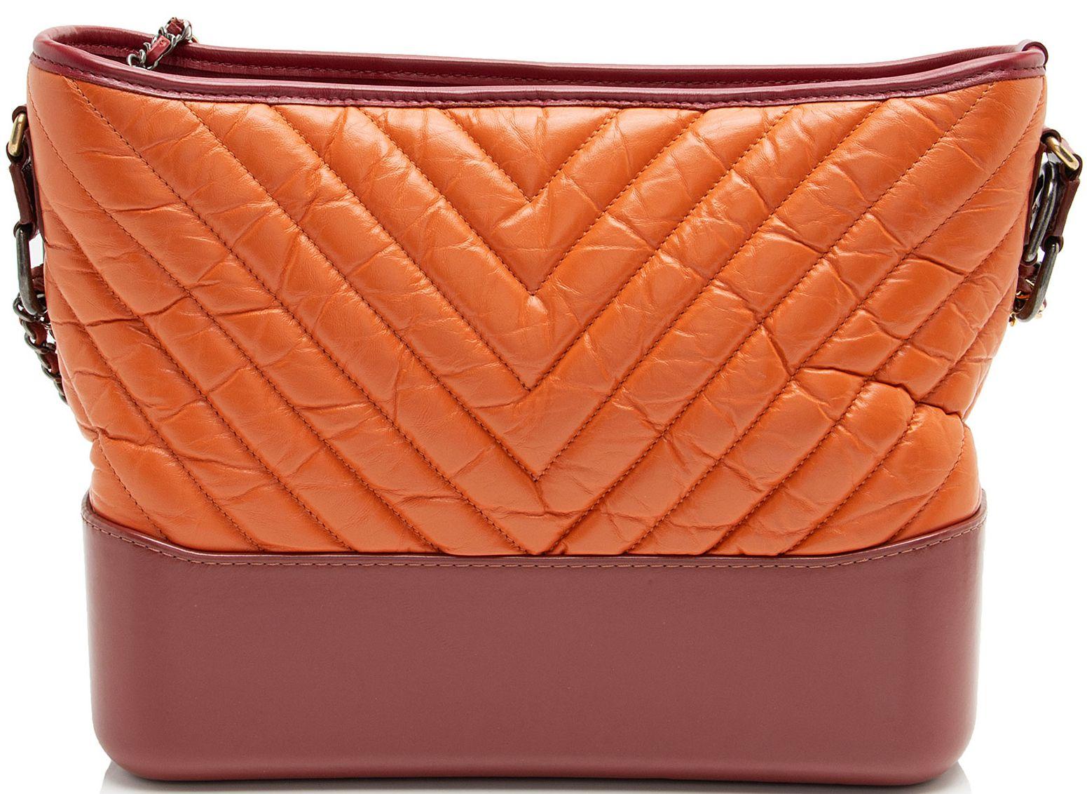 Chanel Chevron Aged Calfskin Gabrielle Medium Hobo - Aged Calfskin - Orange/Red