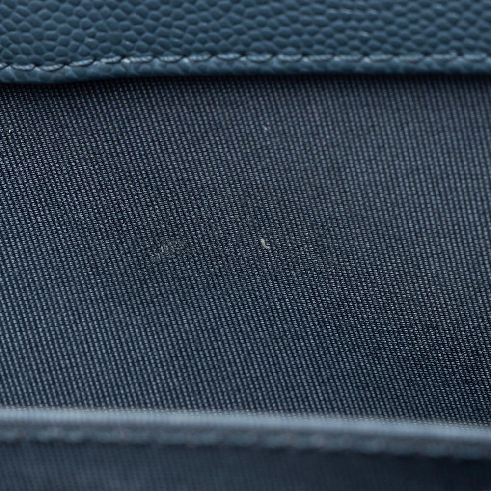 Chanel Chevron Caviar Leather Old Medium Boy Bag - Leather - Blue