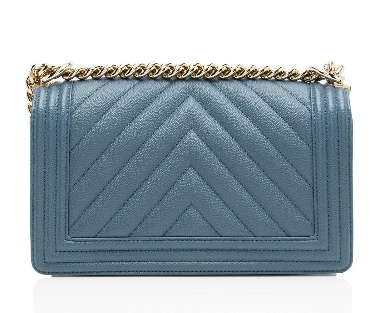 Chanel Chevron Caviar Leather Old Medium Boy Bag - Leather - Blue