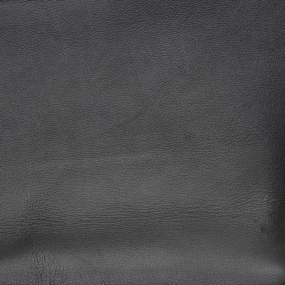 Chanel Chevron Lambskin Old Medium Boy Bag - Lambskin - Black