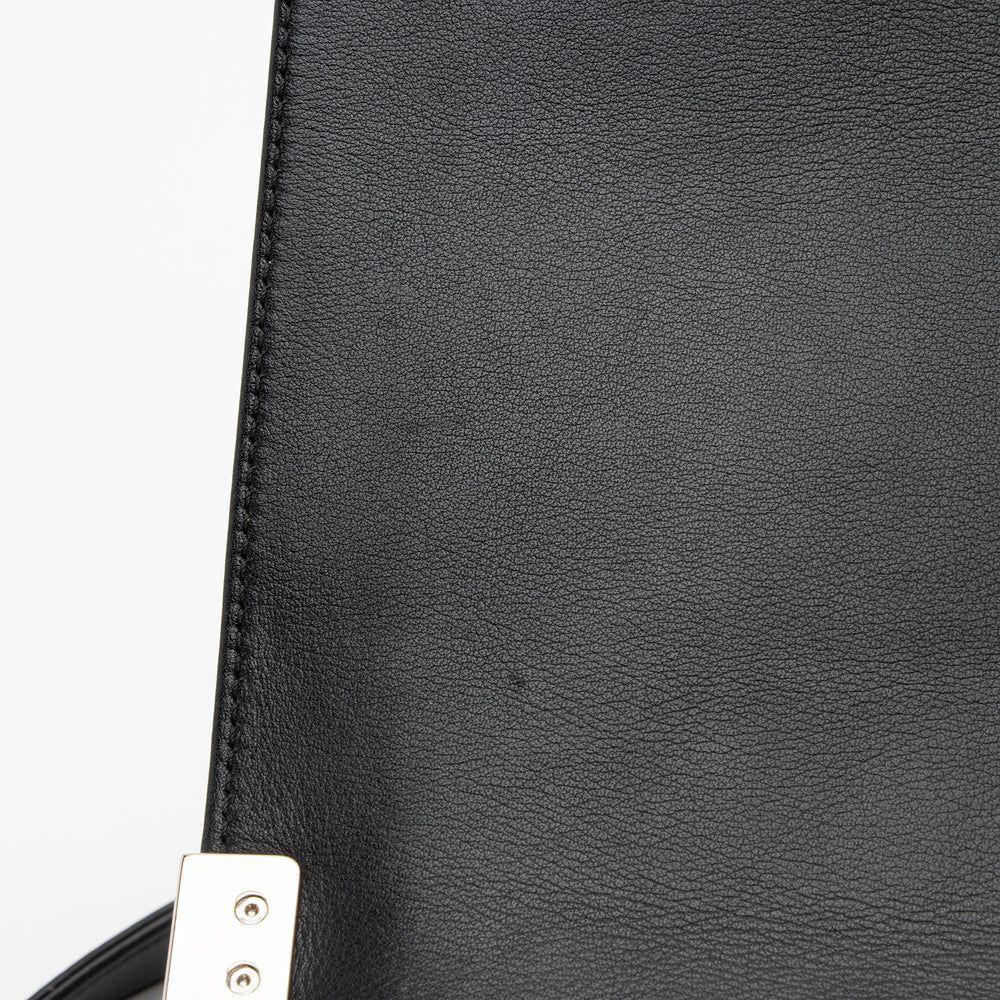 Chanel Chevron Lambskin Old Medium Boy Bag - Lambskin - Black