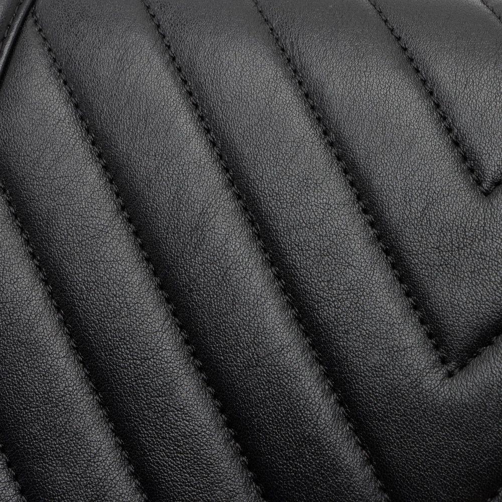 Chanel Chevron Lambskin Old Medium Boy Bag - Lambskin - Black