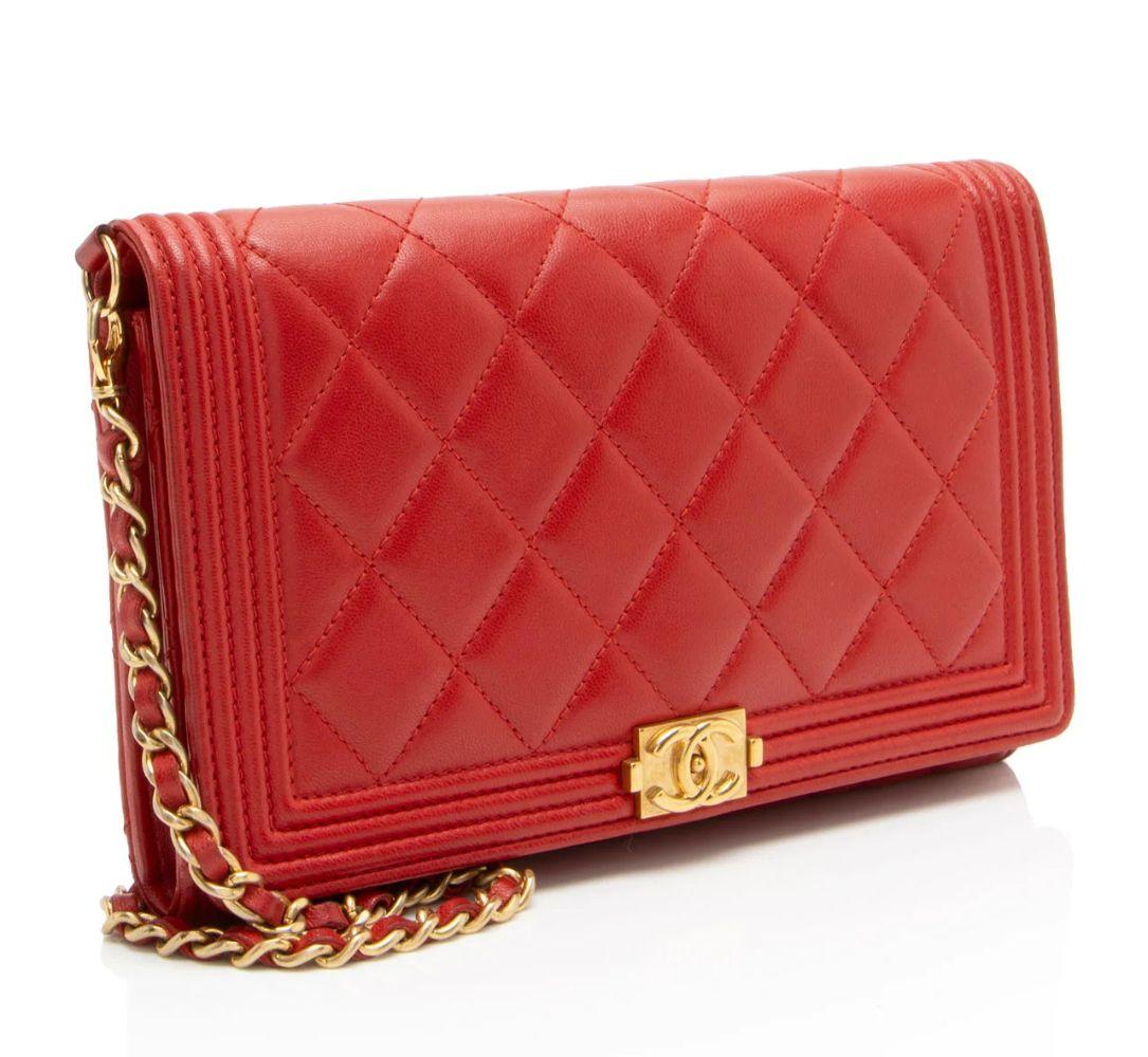Chanel Lambskin Boy Clutch on Chain - Lambskin - Red