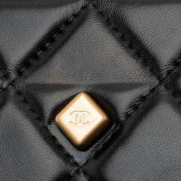 Chanel Lambskin Diamond Lock Card Holder on Chain - Lambskin - Black