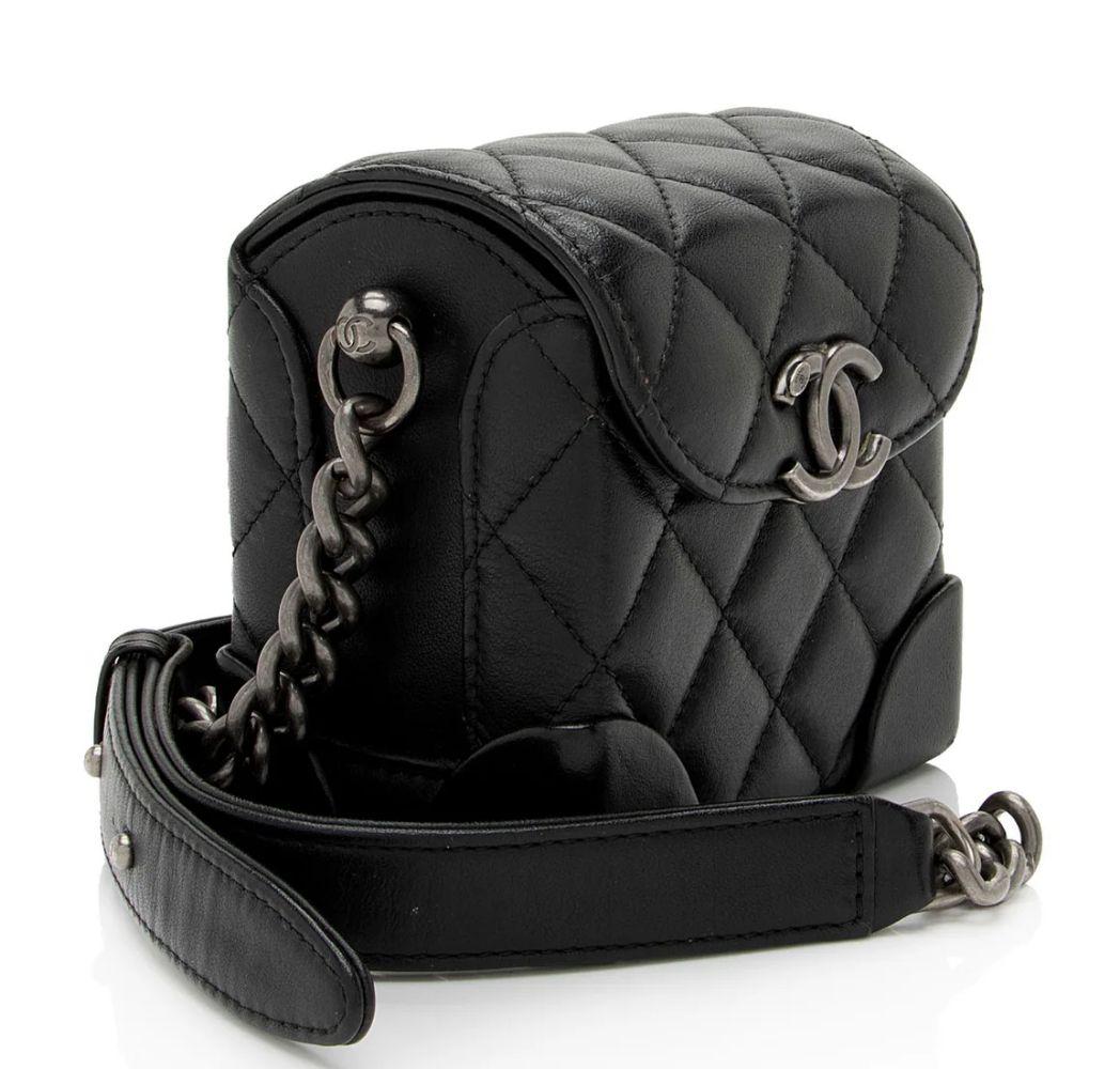 Chanel Lambskin Trunk Shoulder Bag - Lambskin - Black