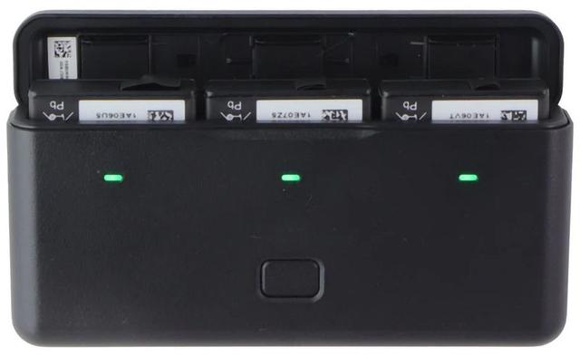 https://cdn.reebelo.com/pim/products/P-DJIOSMOACTION3CAMERAADVENTURECOMBOEDITION/BLA-image-7.jpg