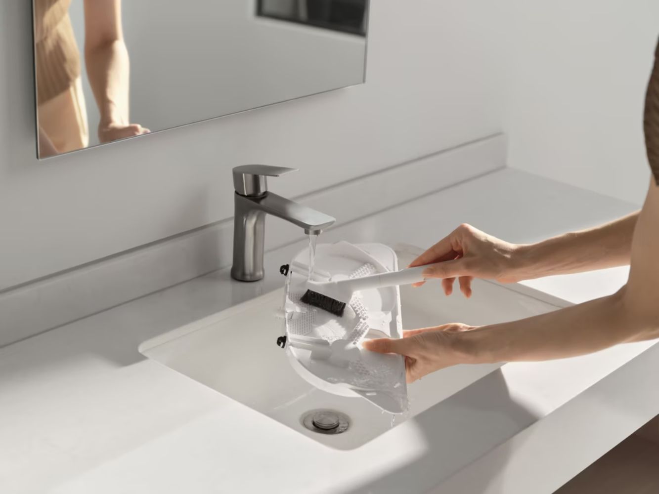 Dreame L10s Ultra Gen 2 Robot Vacuum Cleaner and Mop - White