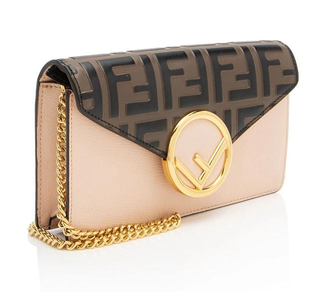 https://cdn.reebelo.com/pim/products/P-FENDIFFEMBOSSEDCALFSKINFFCROSSBODY/PIN-image-1.jpg