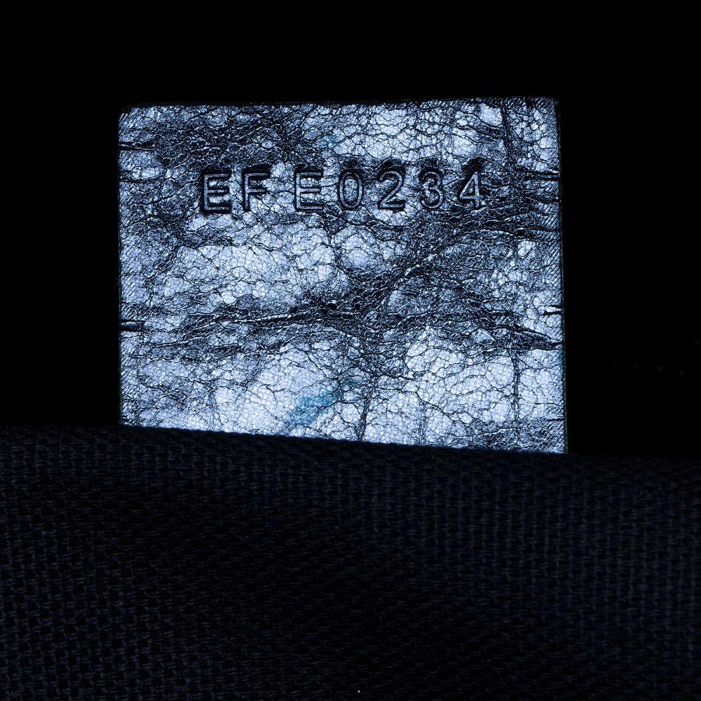 Givenchy Metallic Leather Voyou Medium Hobo - Metallic Leather - Blue