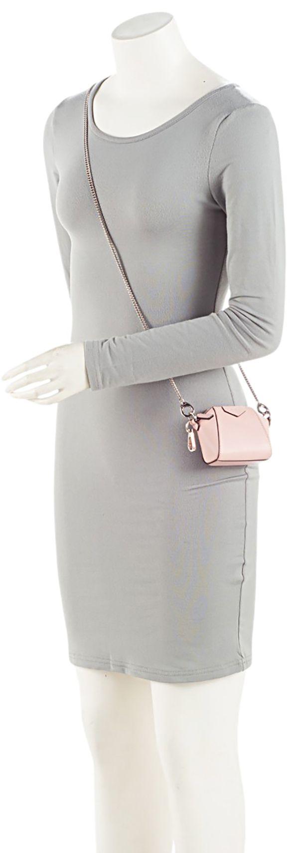 https://cdn.reebelo.com/pim/products/P-GIVENCHYSUGARGOATSKINANTIGONABABYCROSSBODY/PIN-image-4.jpg