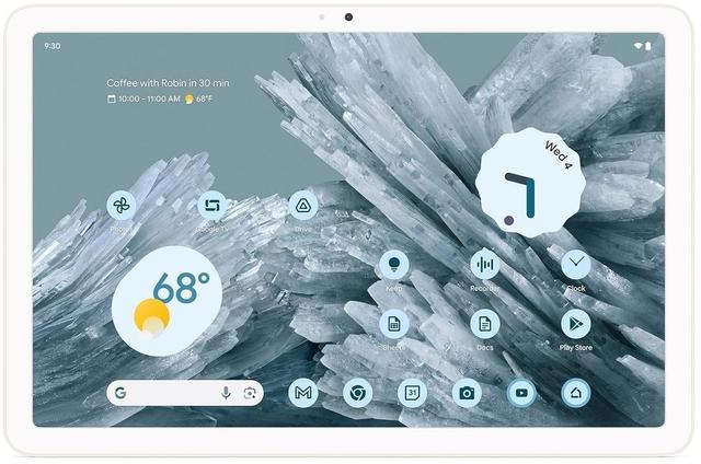 Google Pixel Tablet in Porcelain in Excellent condition