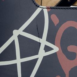 Gucci Leather Ghost Medium Tote - Leather - Red/White/Blue