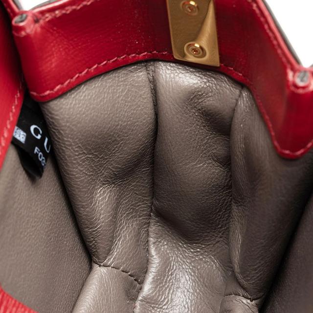 https://cdn.reebelo.com/pim/products/P-GUCCILEATHERSYLVIE1969MINISHOULDERBAG/RED-image-10.jpg