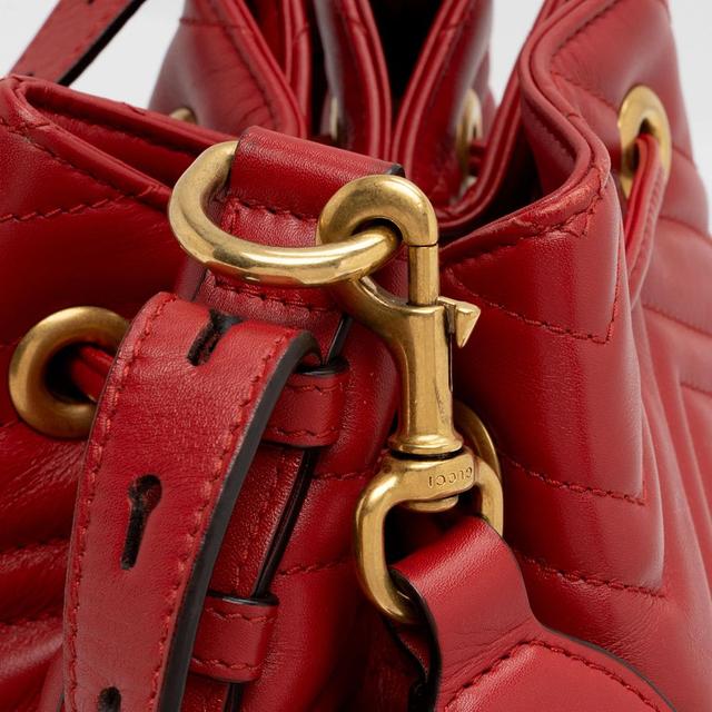 https://cdn.reebelo.com/pim/products/P-GUCCIMATELASSELEATHERGGMARMONTBUCKETBAG/RED-image-15.jpg