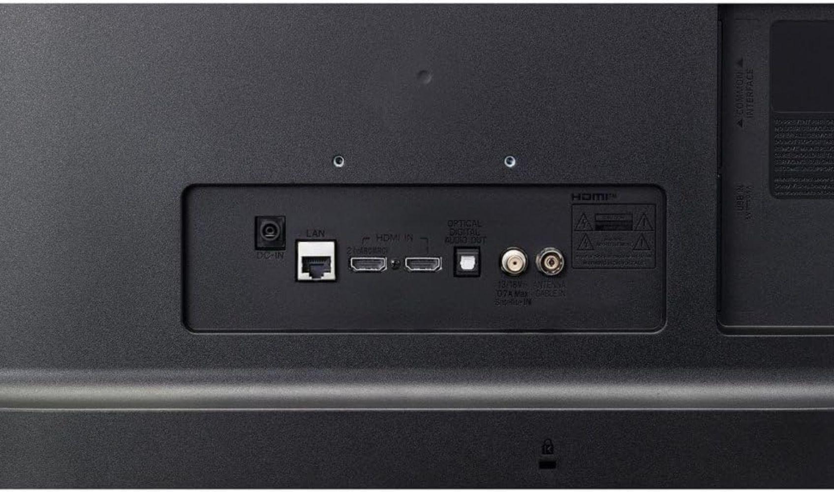 LG 24LQ520S-PU HD Smart TV with webOS 24" - Black - 24 Inch