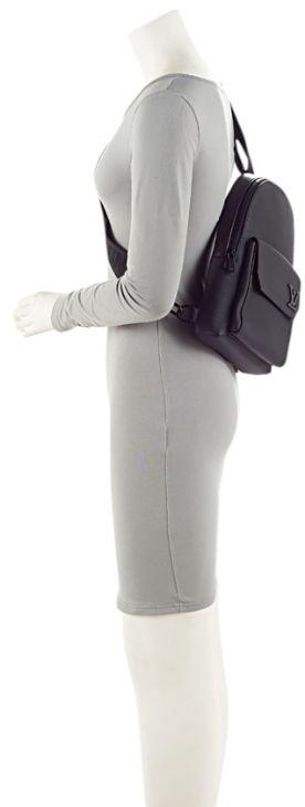 https://cdn.reebelo.com/pim/products/P-LOUISVUITTONCALFSKINAEROGRAMPILOTSLINGBAG/BLA-image-4.jpg