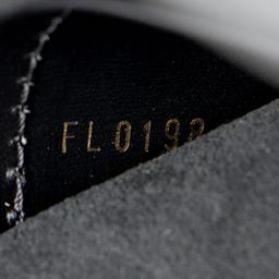 Louis Vuitton Calfskin Chain Louise GM Clutch - Calfskin - Black