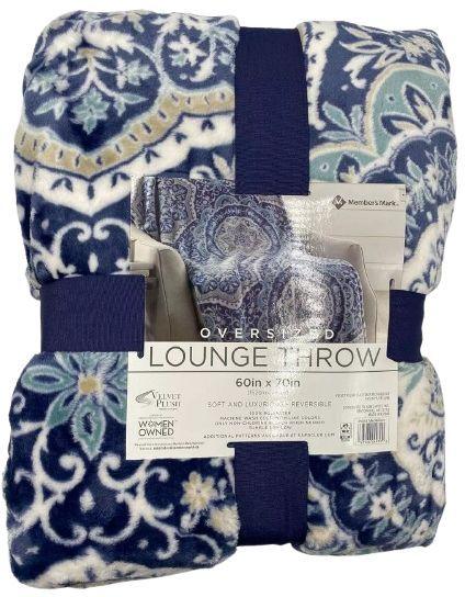 Member's Mark  Oversized Lounge Throw 60in x 70in - Indira Medallion - Brand New