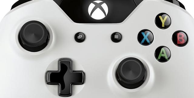 https://cdn.reebelo.com/pim/products/P-MICROSOFTXBOXONECONSOLE/WHI-image-4.jpg