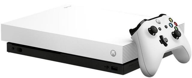 Microsoft Xbox One X Gaming Console 1TB in Robot White in Excellent condition