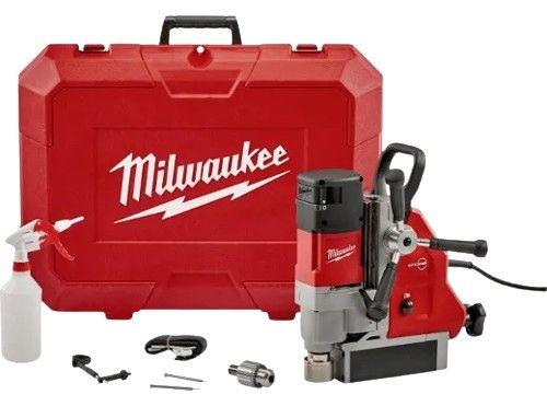 Milwaukee  4274-21 1-5/8" Magnetic Drill Kit - Red - Excellent