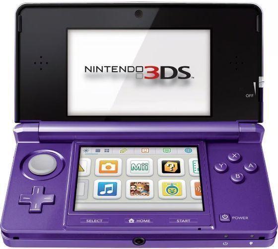 Nintendo 3DS Handheld Gaming Console 2GB in Midnight Purple in Pristine condition