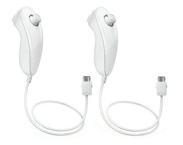 Nintendo Wii Gaming Console Bundle - White