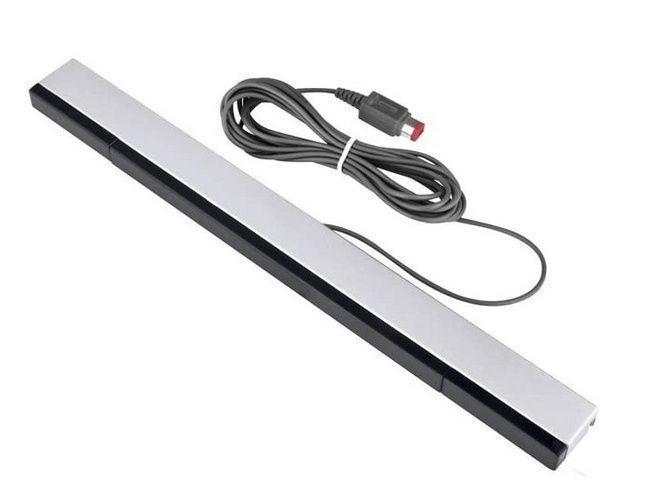 Nintendo Wii Gaming Console Bundle - White