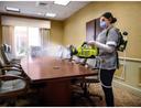 https://cdn.reebelo.com/pim/products/P-RYOBIP280718VELECTROSTATICSPRAYER/GRE-image-2.jpg