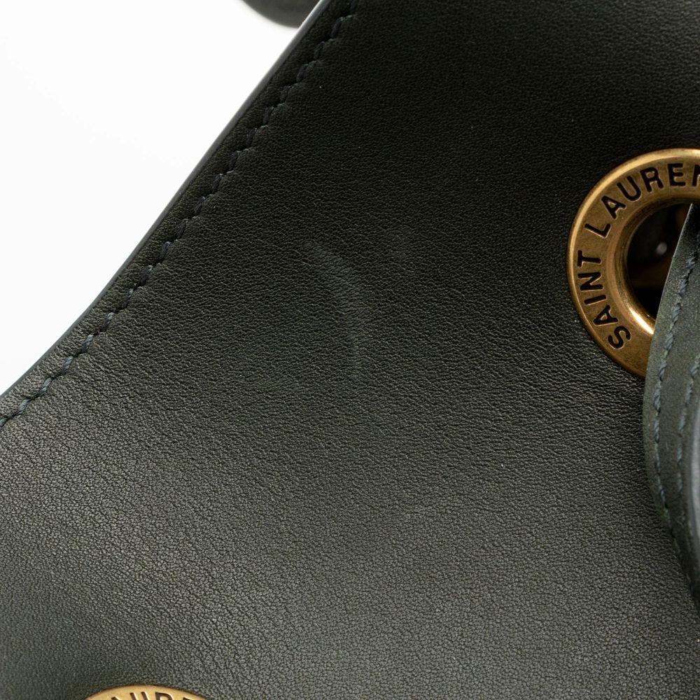 Saint Laurent Calfskin Paris VII Medium Hobo - Calfskin - Green