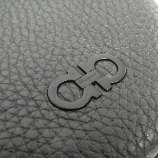 https://cdn.reebelo.com/pim/products/P-SALVATOREFERRAGAMOLEATHERPOUCH/BLA-image-4.jpg