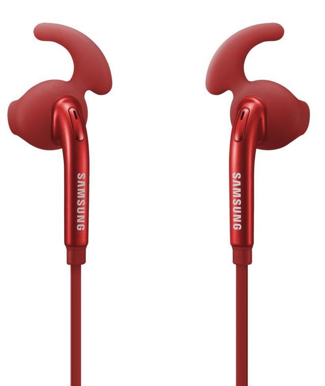 Samsung Active In-Ear Headphones in Red in Excellent condition