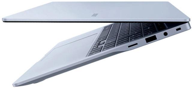 https://cdn.reebelo.com/pim/products/P-SAMSUNGGALAXYBOOK4EDGELAPTOP156INCH/BLU-image-4.jpg