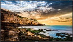 Samsung QET Series 4K UHD Display - Black - 75 Inch